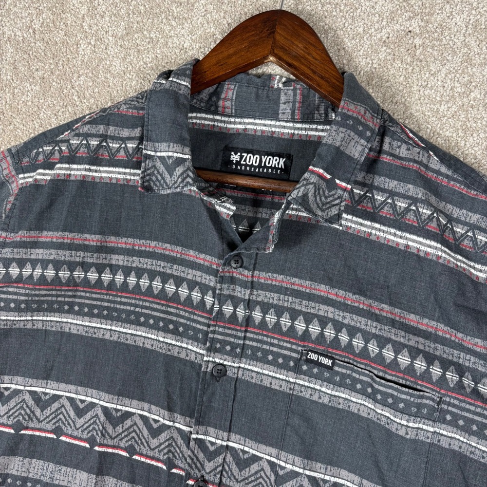Zoo York Mens Short Sleeve Button Down Shirt Gray Tribal Geometric Large